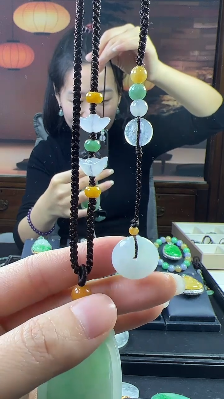 未镶嵌挂件翡翠元宝美背