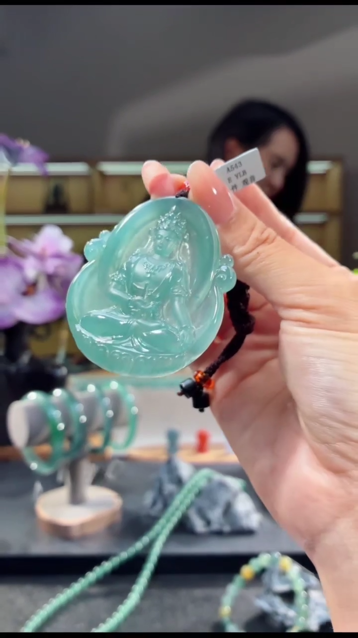吊坠(不含链)未镶嵌翡翠观音