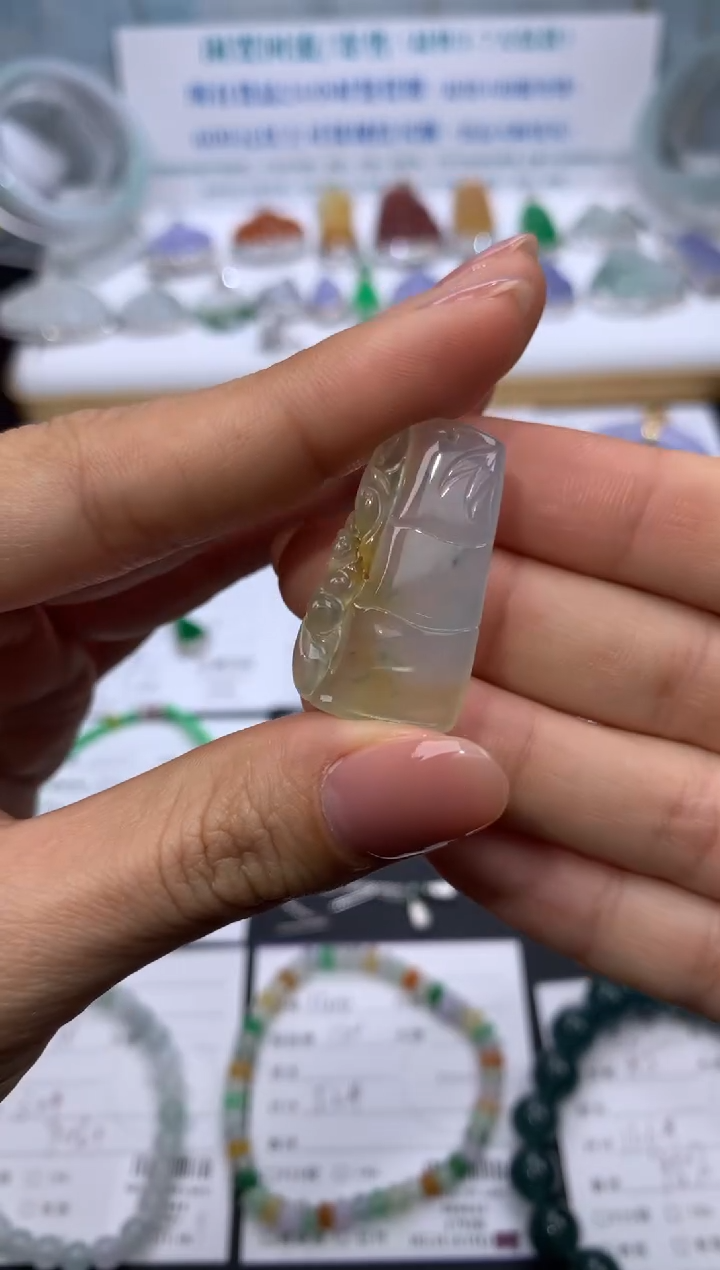 【闪购商品】定制翡翠未镶嵌模式推广期24小时鉴赏期