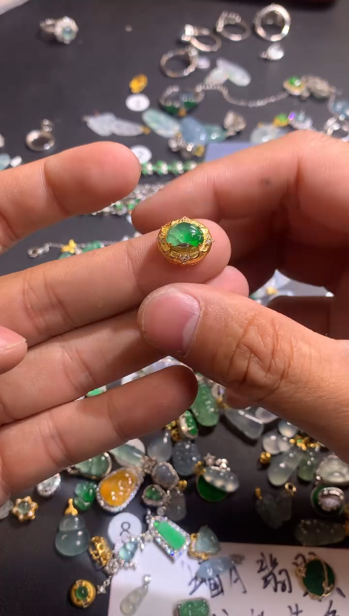 【闪购商品】翡翠吊坠(不含链)银S925镶嵌1