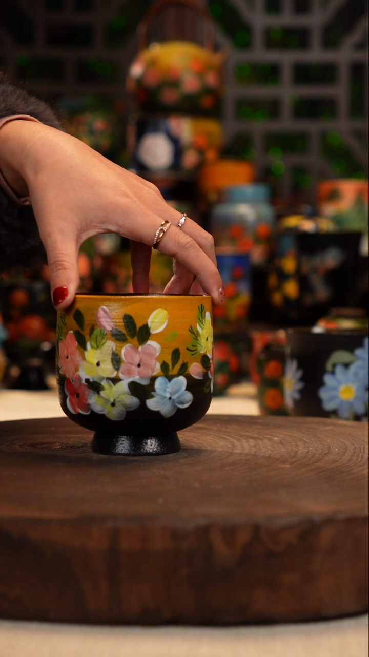 油画    釉下彩   杯子