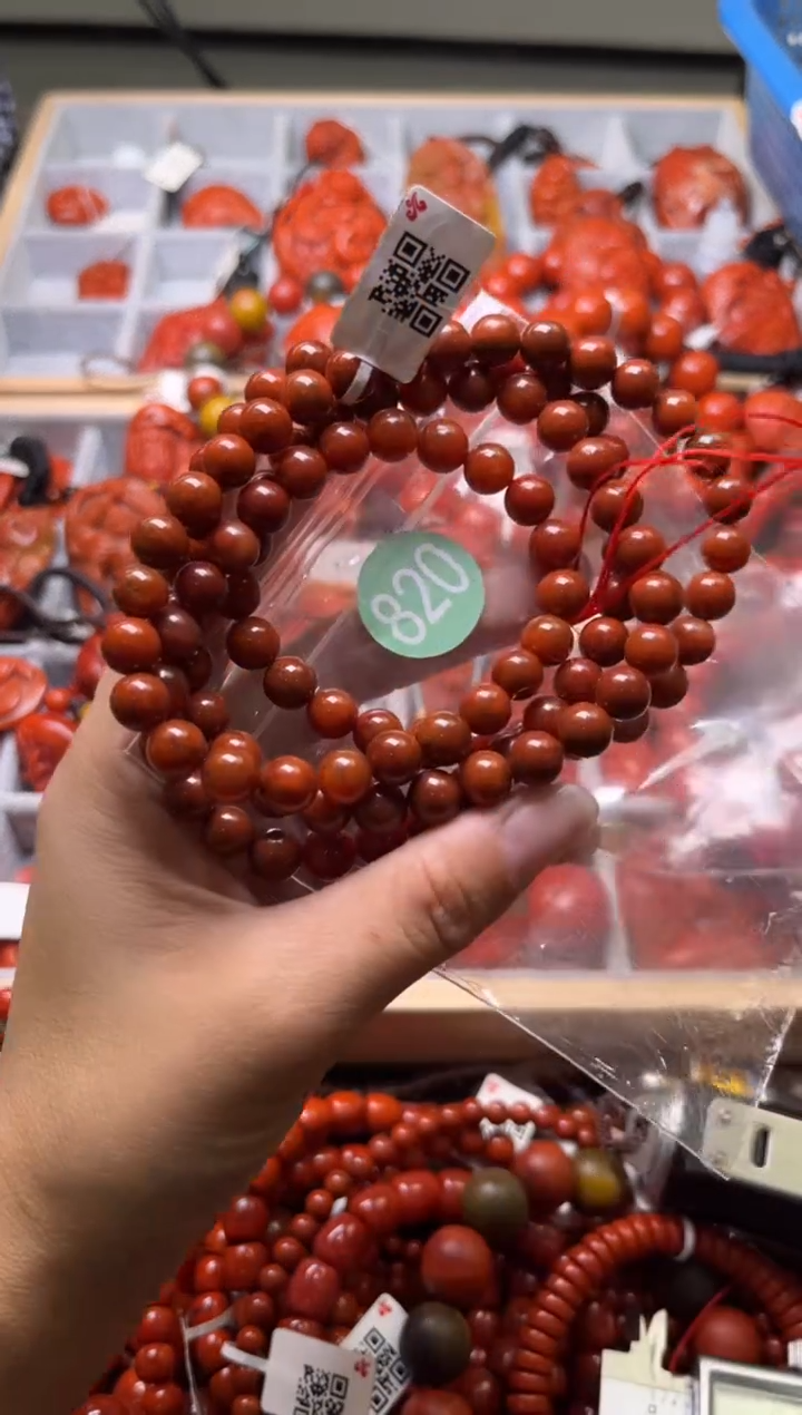 南红玛瑙未镶嵌珠宝奇石820-8+