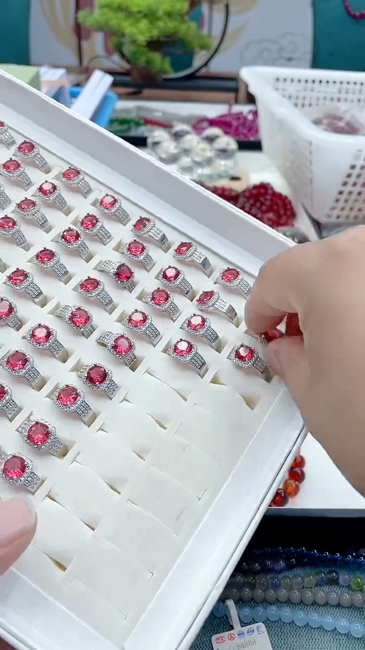 珐琅非金属图片款 星光红宝戒指