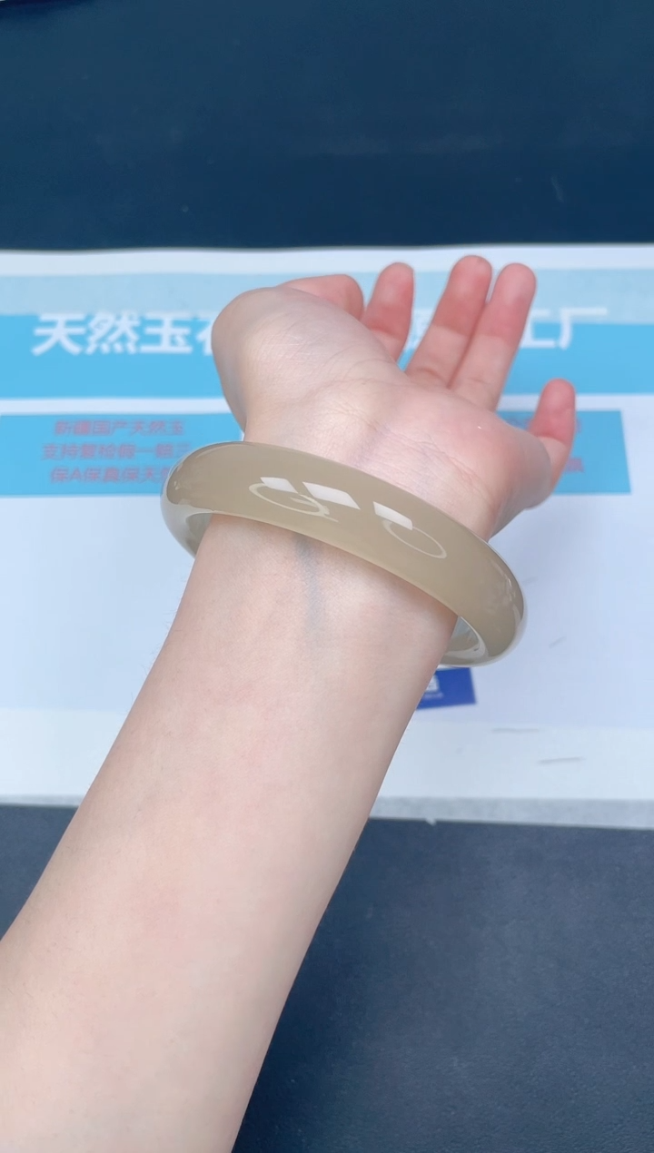 未镶嵌手镯石英质玉m251/6364