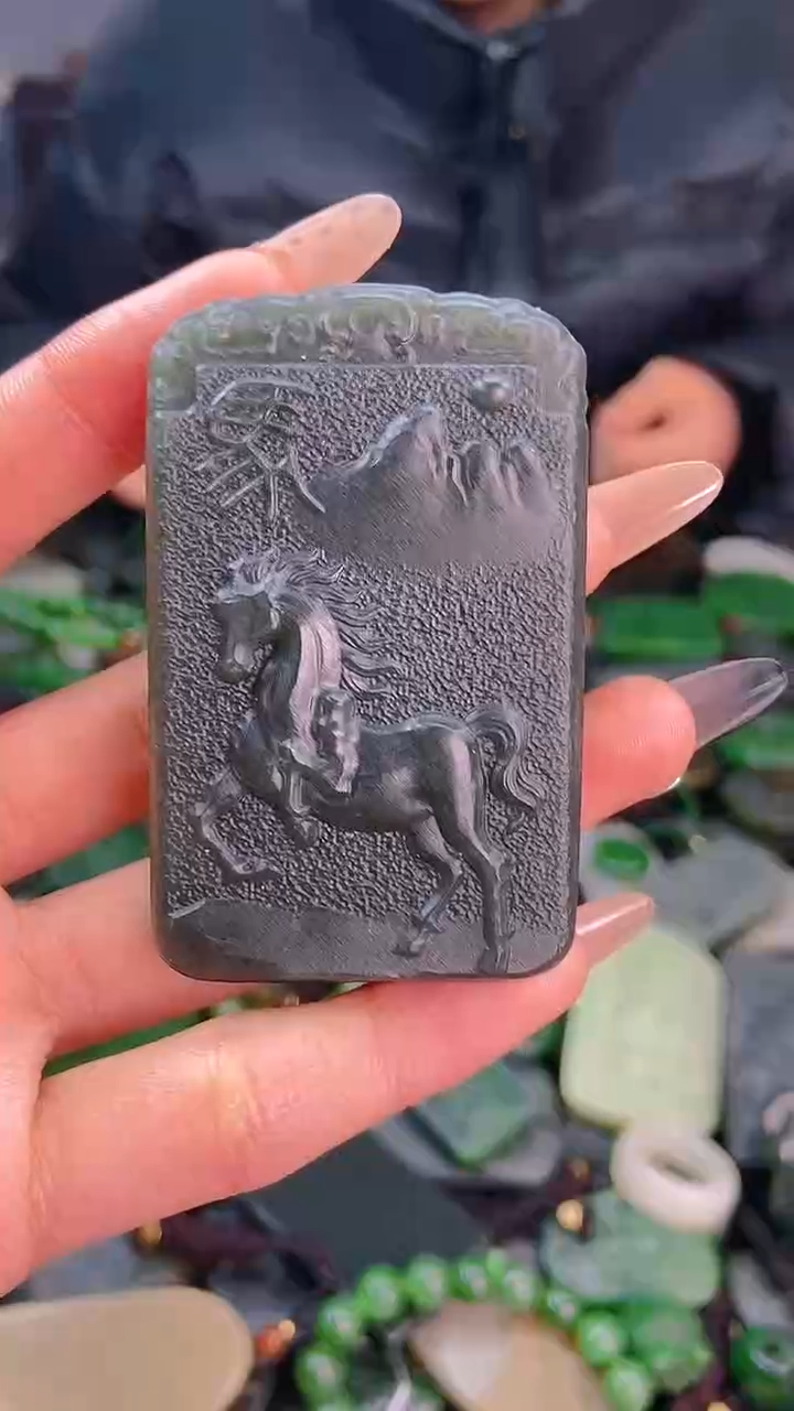 颈饰未镶嵌和田玉1