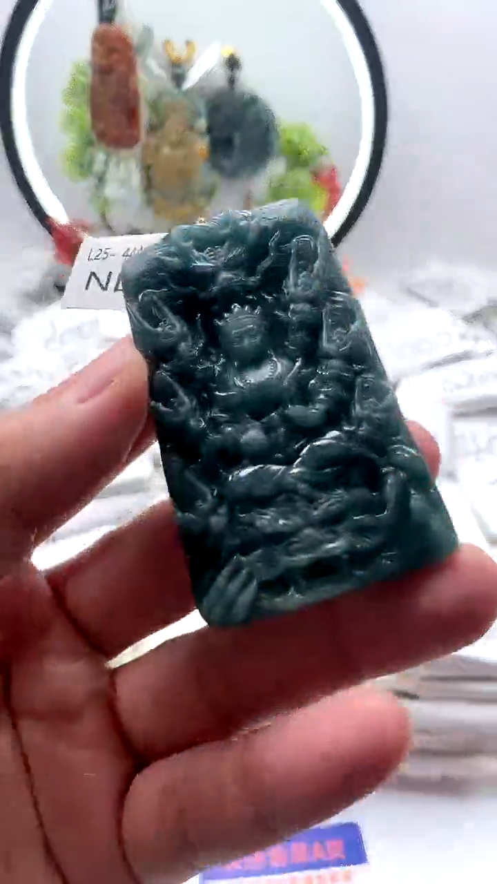 【闪购商品】翡翠颈饰未镶嵌虚空藏