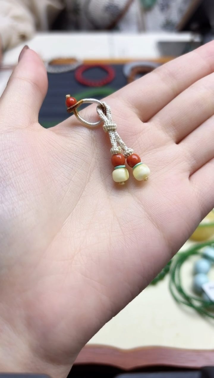 未镶嵌定制蜜蜡蜜蜡弟子珠配饰GW多样性发其一