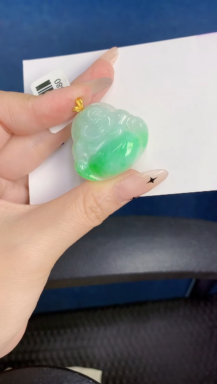 颈饰18K金镶嵌翡翠缅甸天然翡翠A货