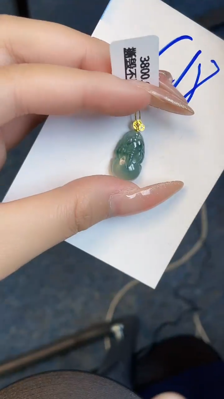 【闪购商品】翡翠颈饰18K金镶嵌00000000