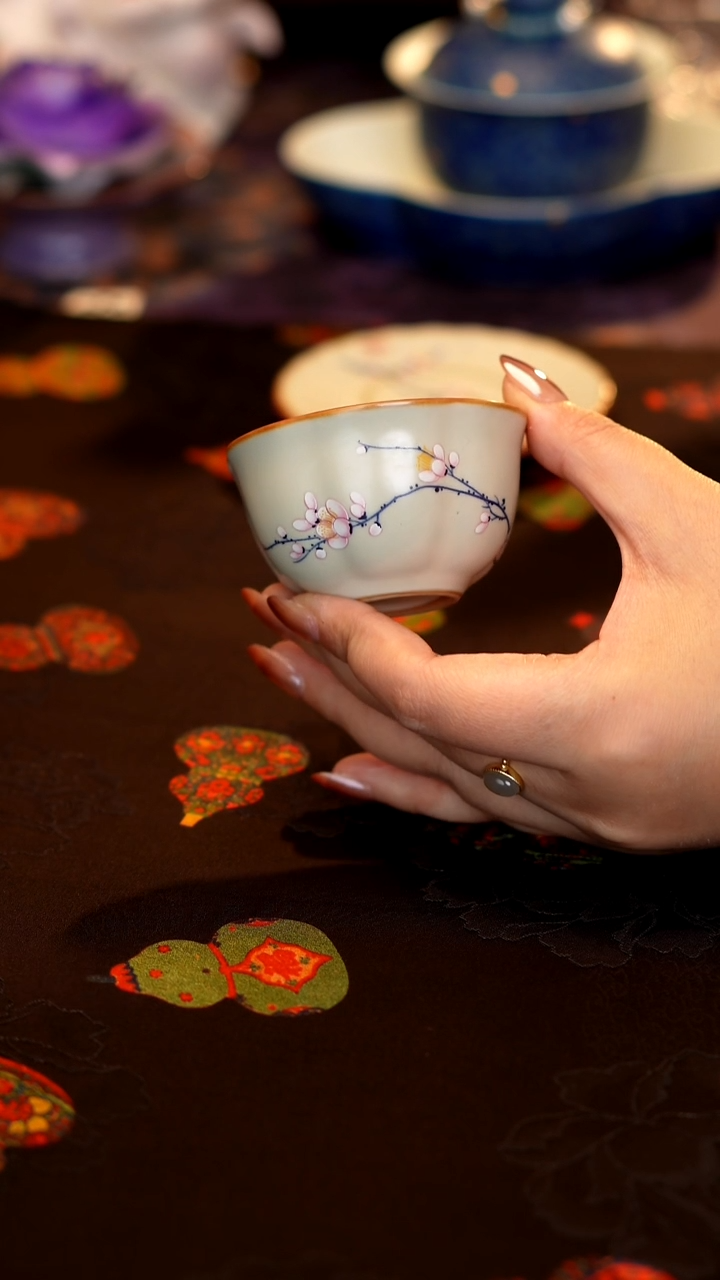 花枝花口杯······