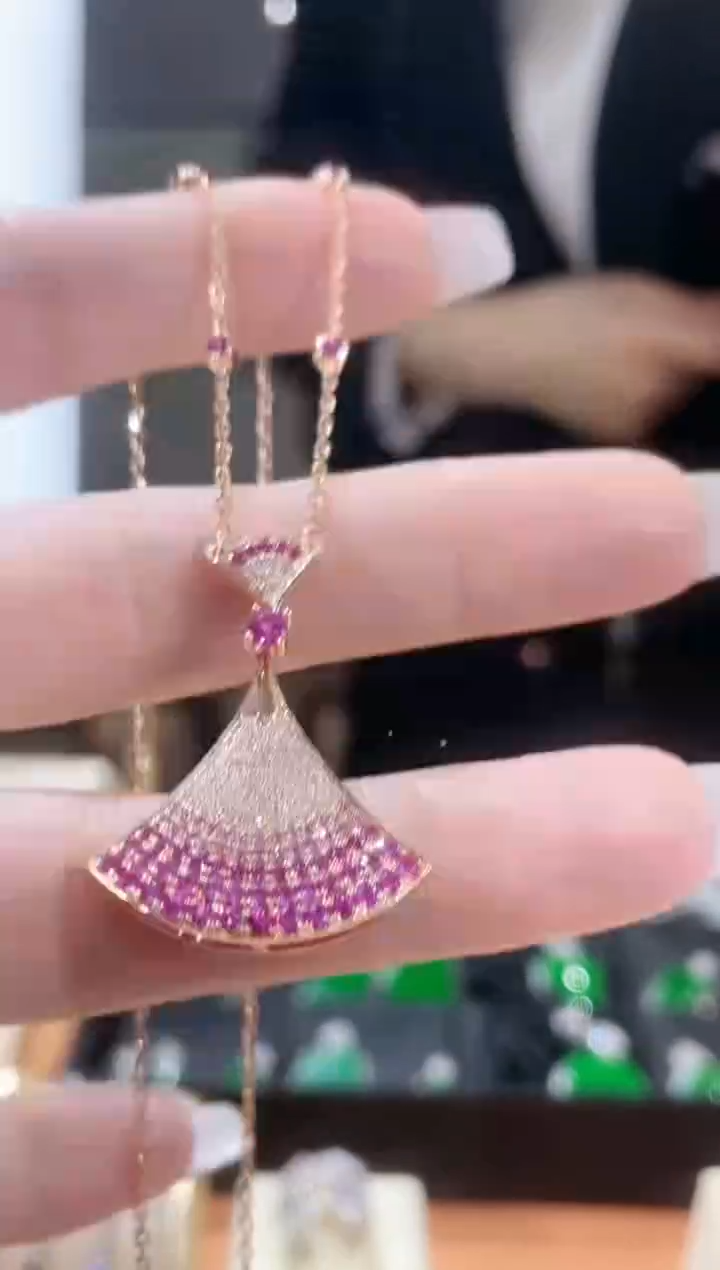 【闪购商品】钻石颈饰18K金镶嵌项链