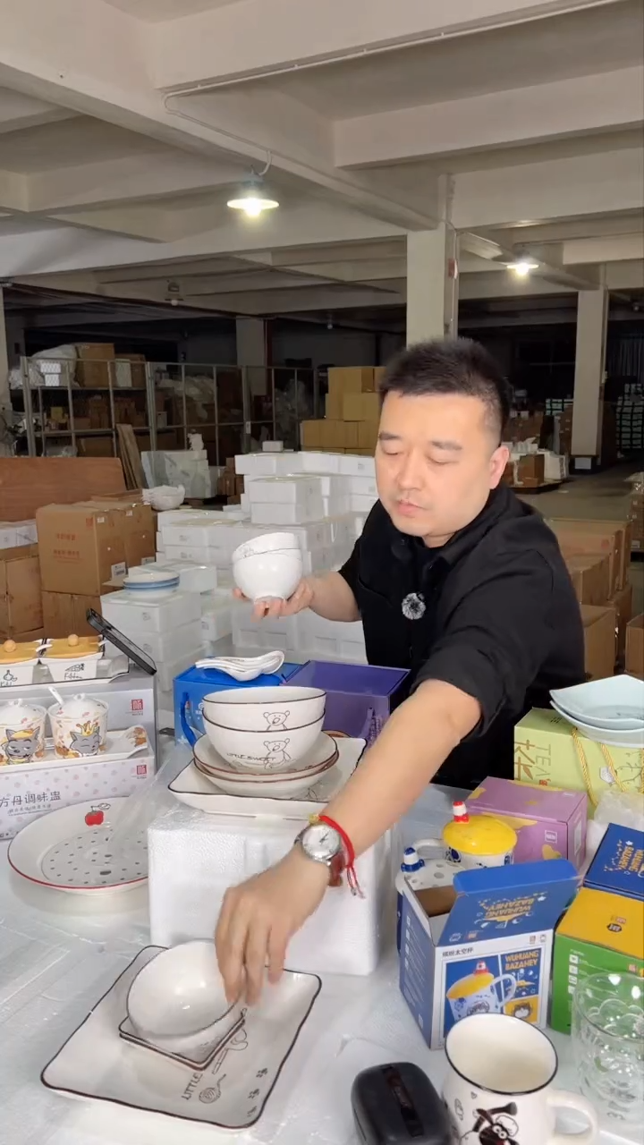 【闪购商品】D佳佰米罗16头套装餐具（小熊）