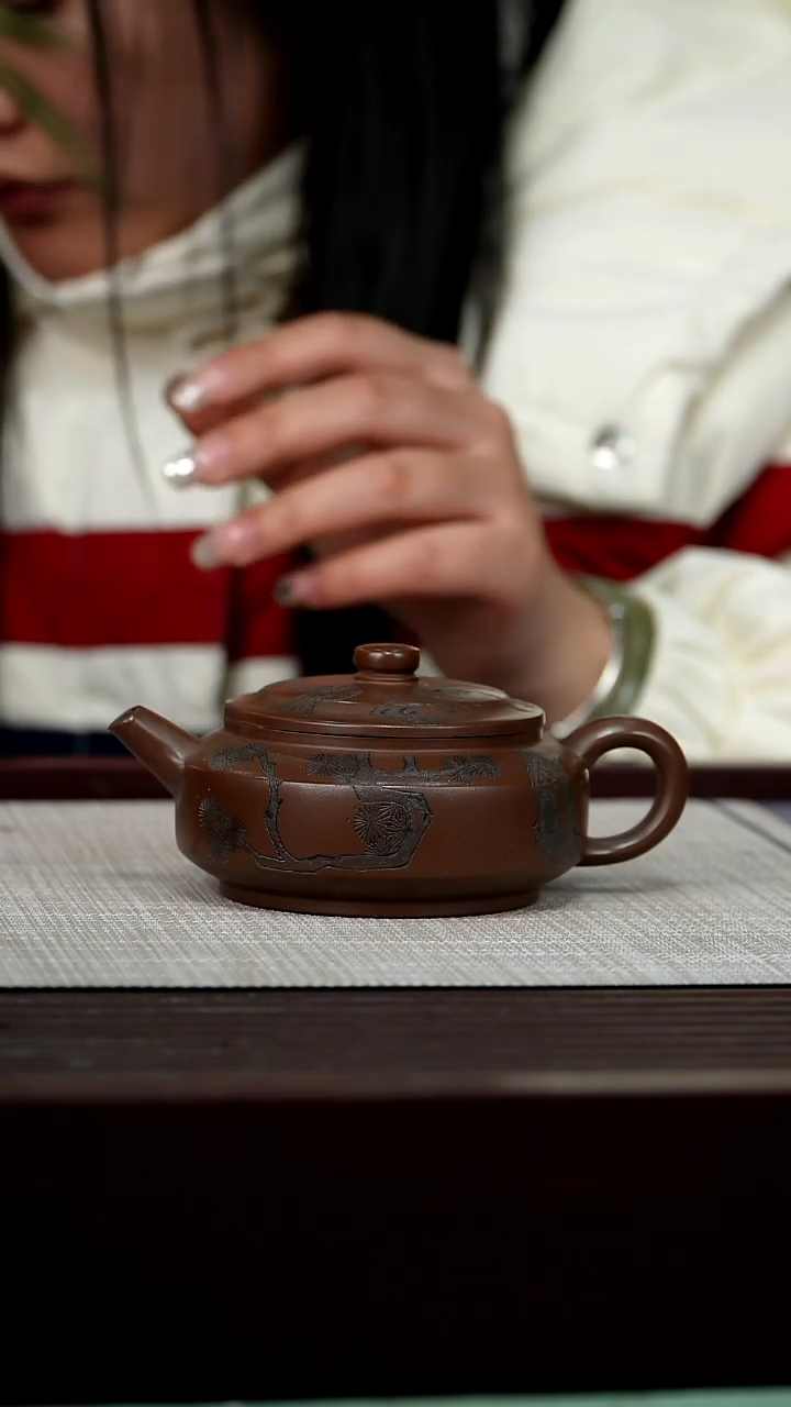【闪购商品】宜兴原矿紫砂壶茶壶160C