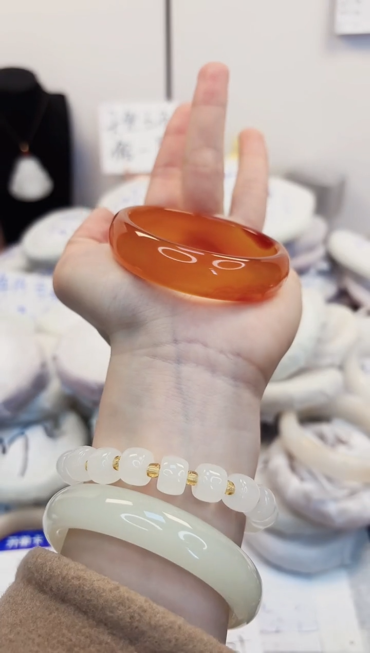 【闪购商品】石英质玉手镯未镶嵌319