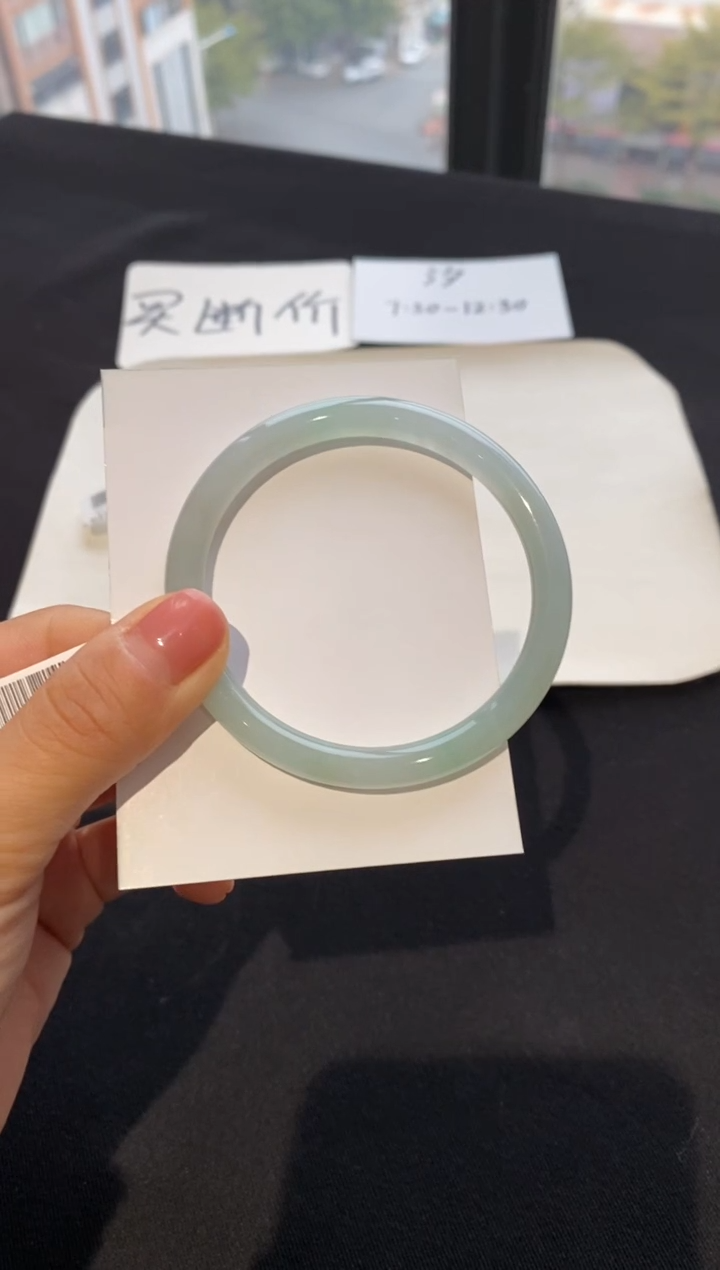 【闪购商品】翡翠手镯（圆镯）未镶嵌56圆条--不退不换