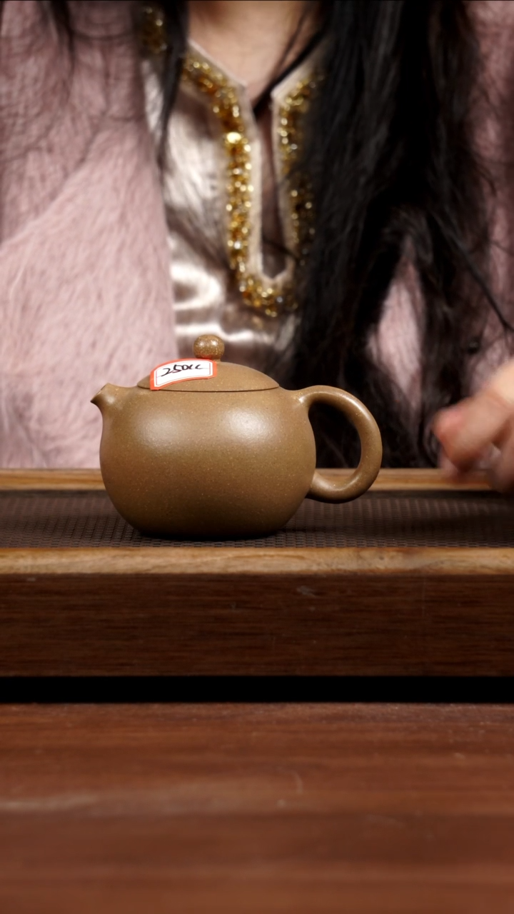 【闪购商品】紫砂茶壶老段河豚西施250CC