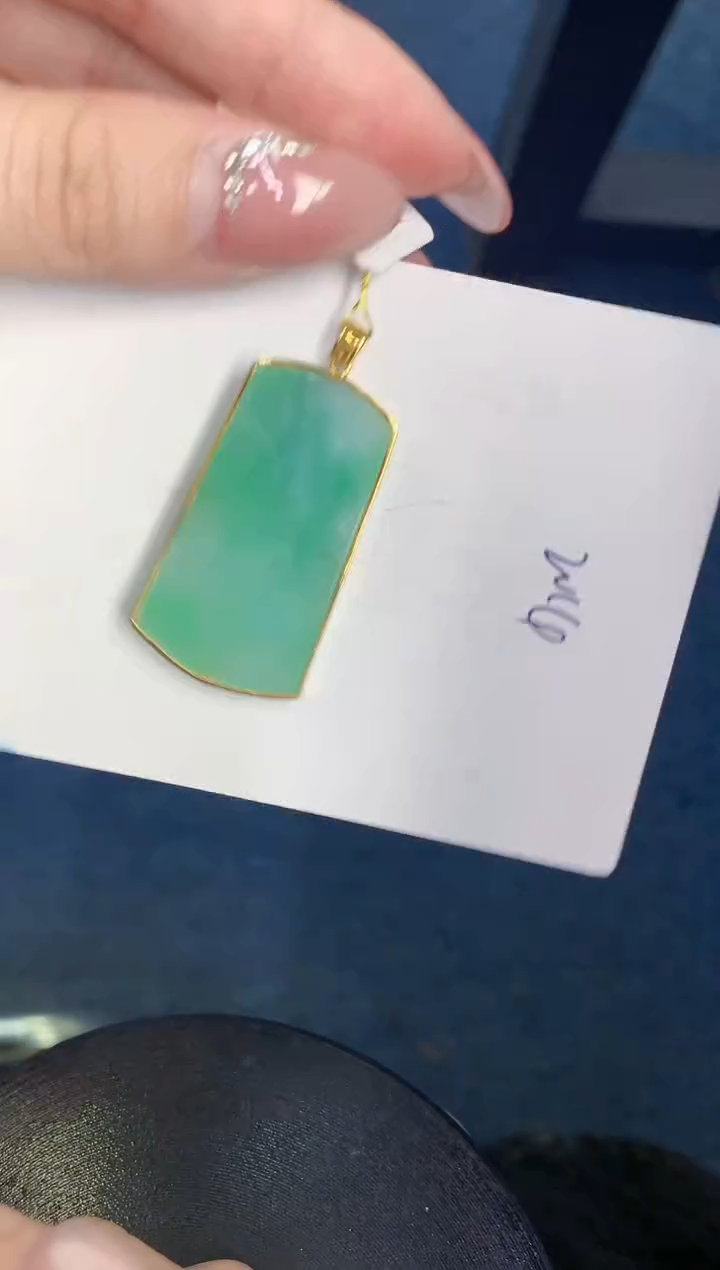 【闪购商品】翡翠颈饰18K金镶嵌000000000