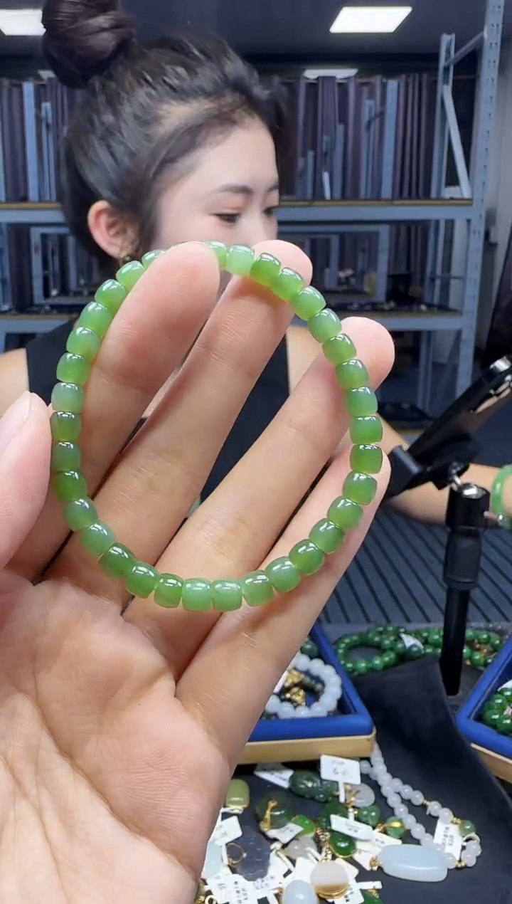 手串未镶嵌和田玉1