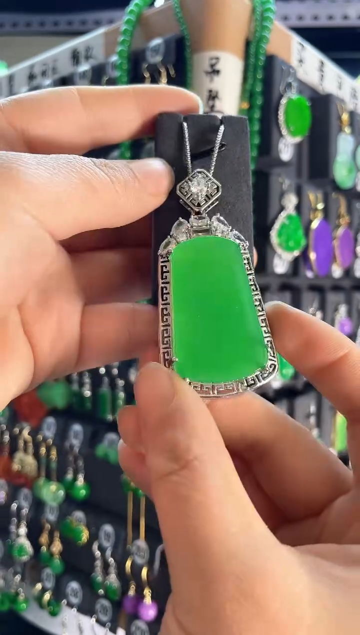 【闪购商品】翡翠耳饰银S925镶嵌老212...