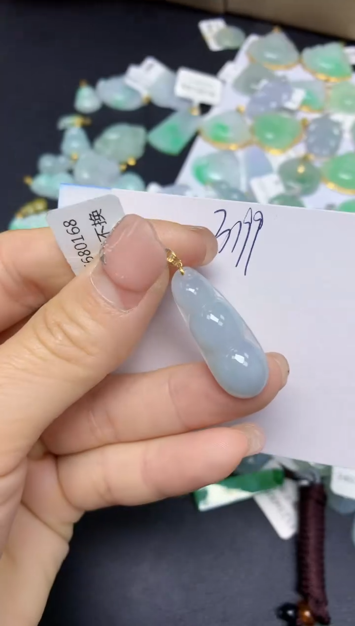 【闪购商品】翡翠挂件18K金镶嵌 天然翡翠A货