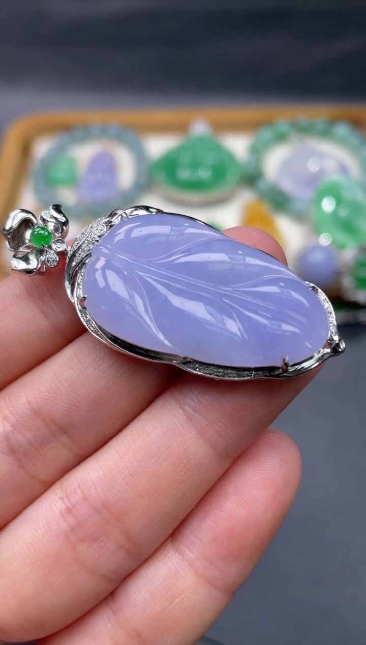 【闪购商品】翡翠颈饰18K金镶嵌59..........