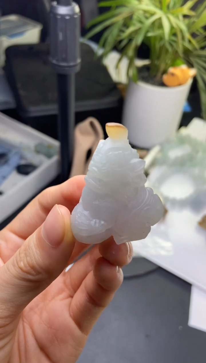 【闪购商品】定制翡翠未镶嵌狮子