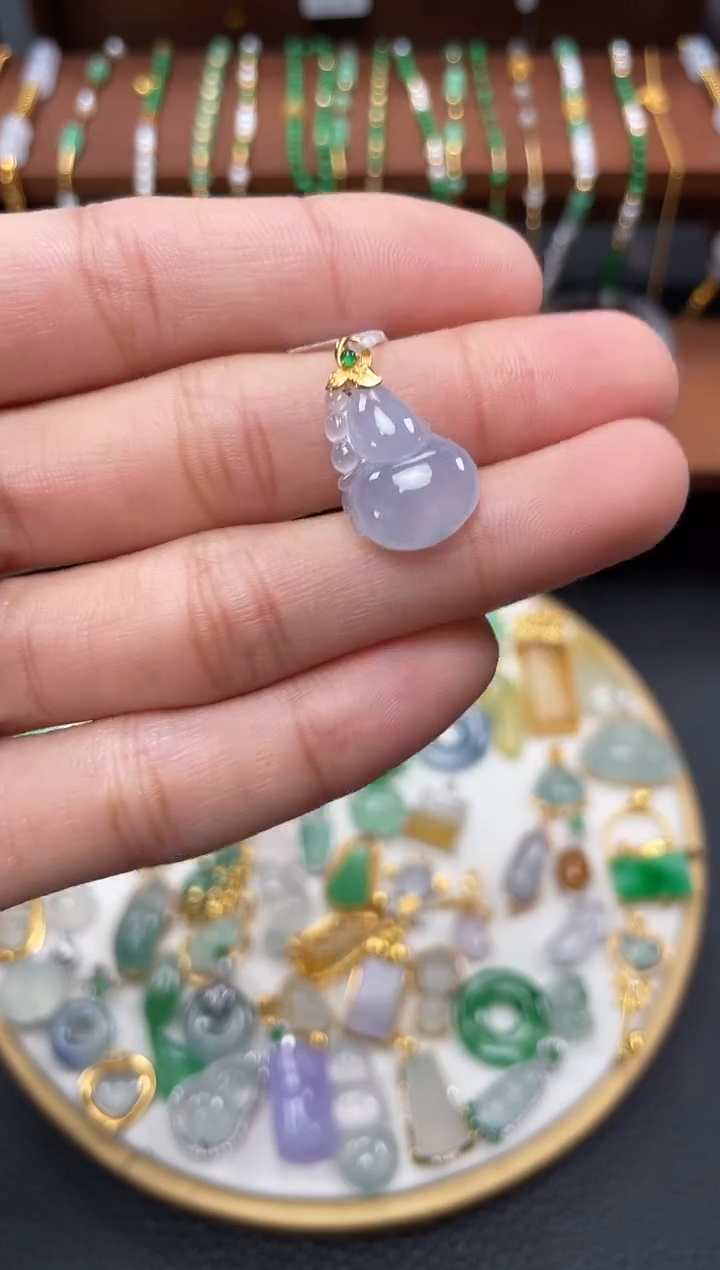 【闪购商品】翡翠吊坠(不含链)18K金镶嵌一个 JK539