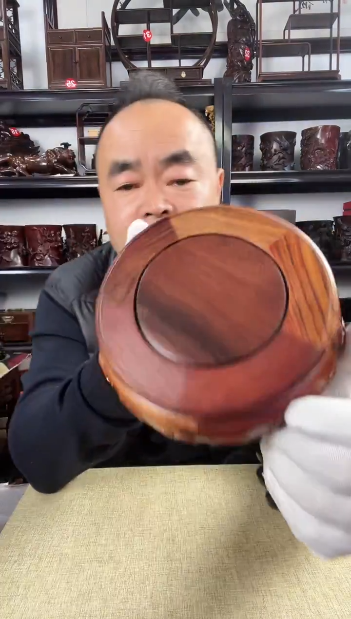 木老李红木工艺品685瑕疵