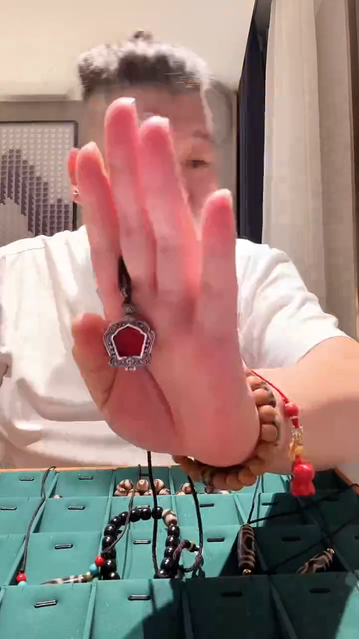 天然辰砂ZS001多样性发一004兔