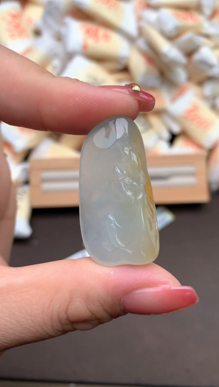 【闪购商品】翡翠未镶嵌挂件—