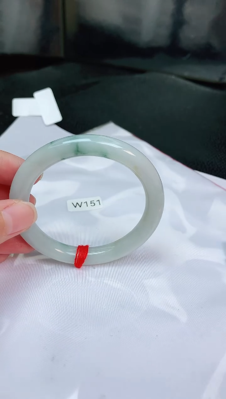 【闪购商品】翡翠手镯未镶嵌缅甸天然A货翡翠手镯
