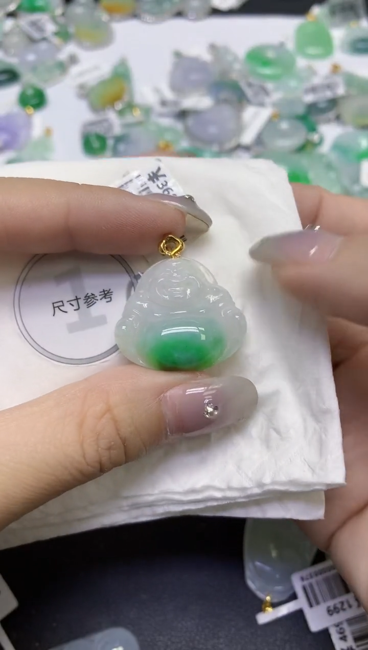 颈饰18K金镶嵌翡翠天然缅甸翡翠A货百元以上9元证书费自理