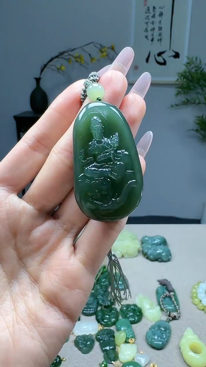 未镶嵌和田玉挂件1