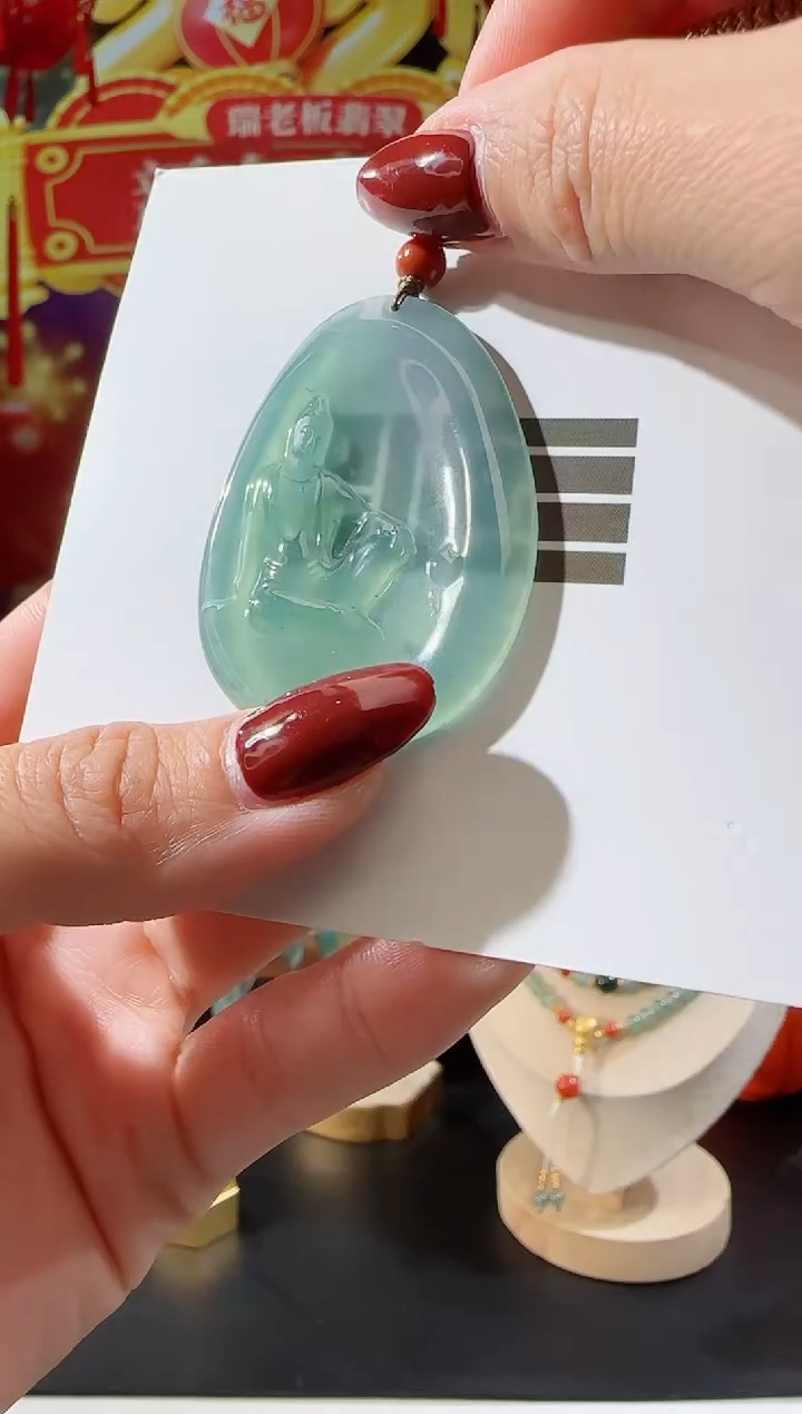 【闪购商品】翡翠吊坠(不含链)未镶嵌自在观音