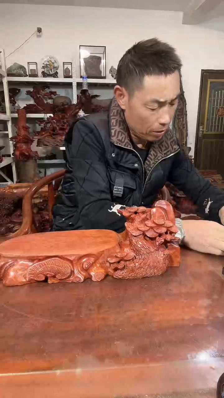 木恒**栈红木随形创意底座yyds