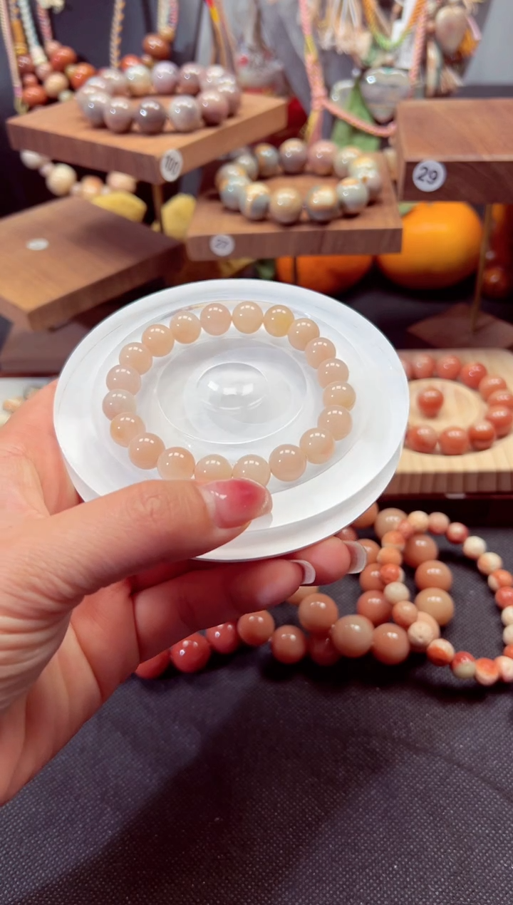 【闪购商品】石英质玉手链未镶嵌168