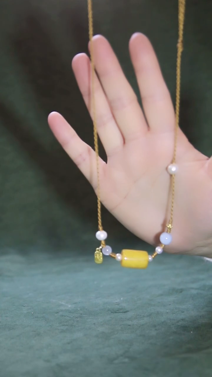 合香051蜜小蜡桶珠锁骨链