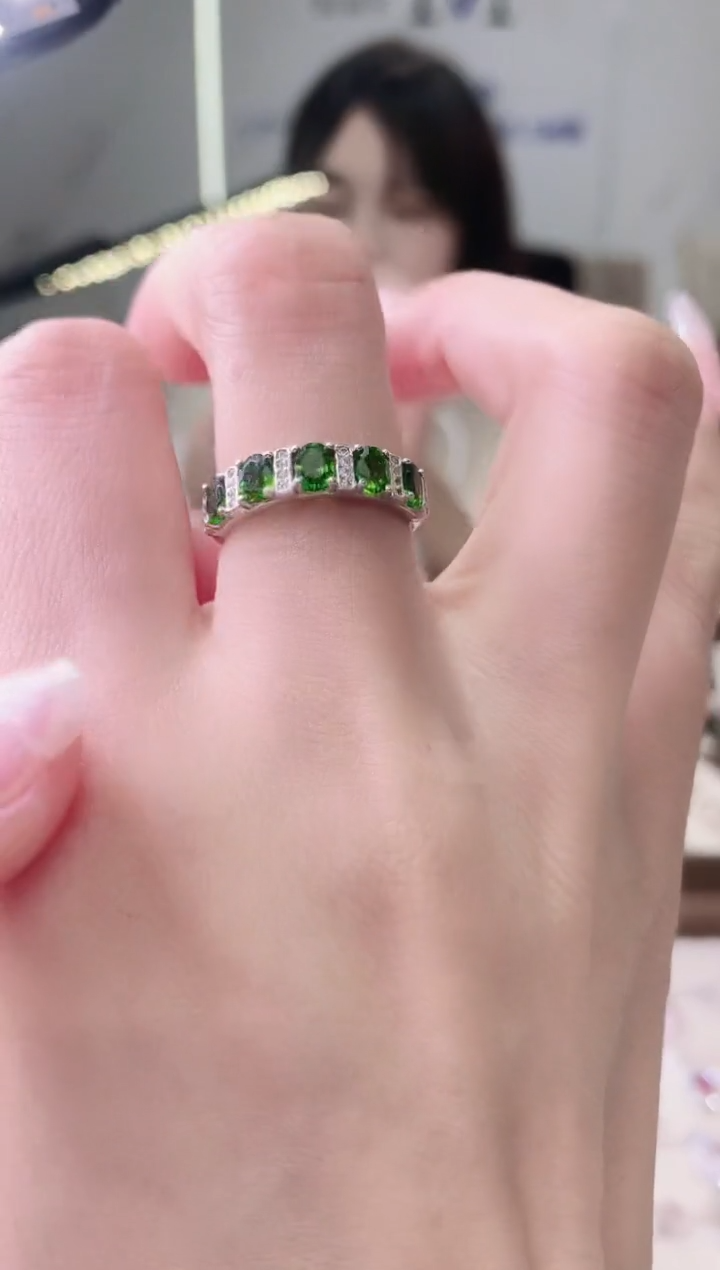 【闪购商品】透辉石戒指银S925镶嵌18-34 