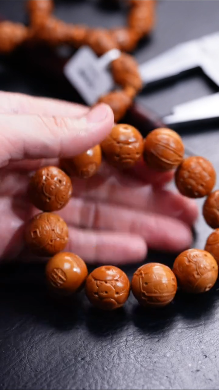 【闪购商品】橄榄核吊坠橄榄核