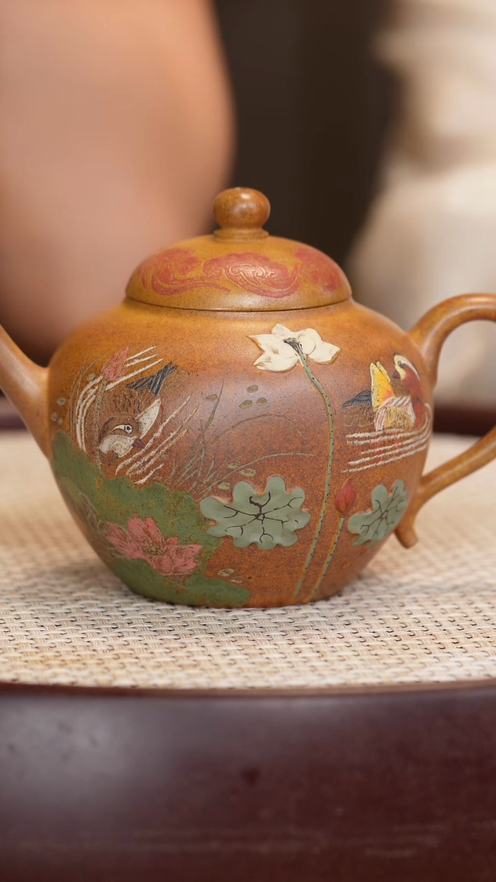 茶壶紫砂【庄根娣】黄金砂鸳鸯戏水  280CC