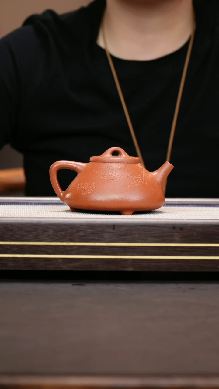 茶壶紫砂降坡泥  刻绘子冶石瓢