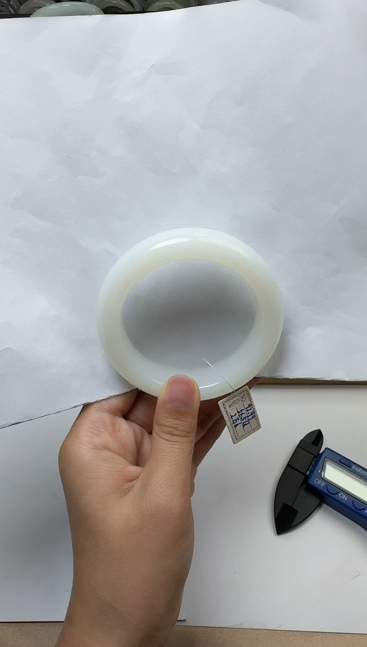 【闪购商品】和田玉手镯未镶嵌56/57圈口 YY