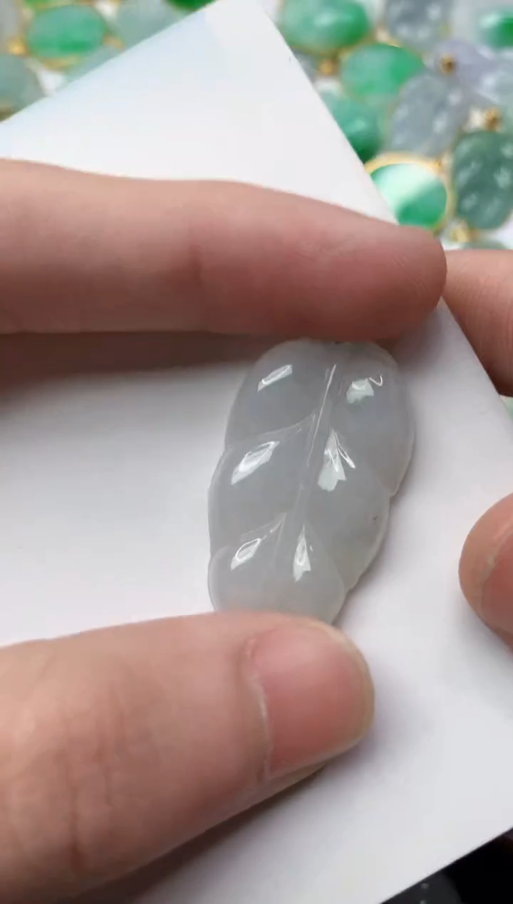 【闪购商品】翡翠颈饰未镶嵌3...........