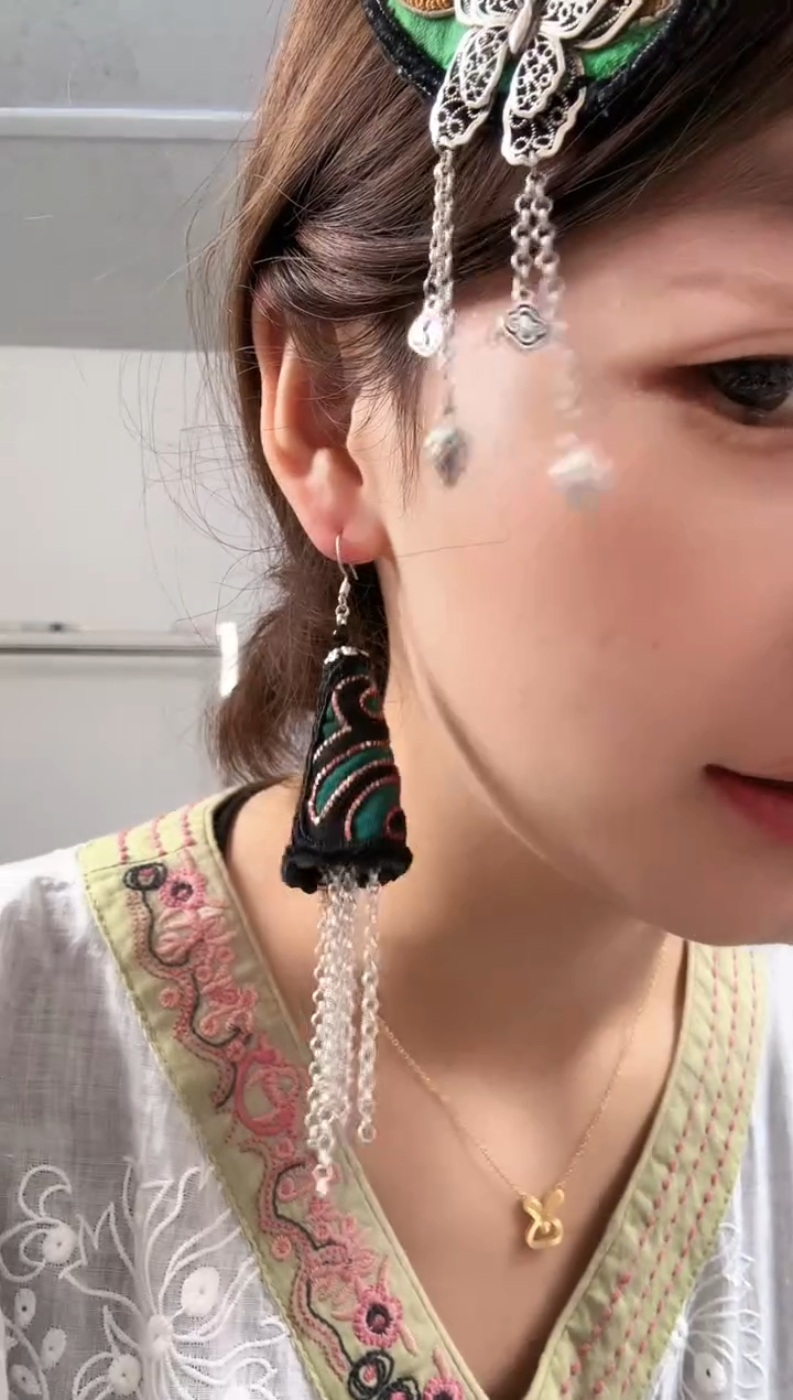 织绣民族风非遗老绣饰品149