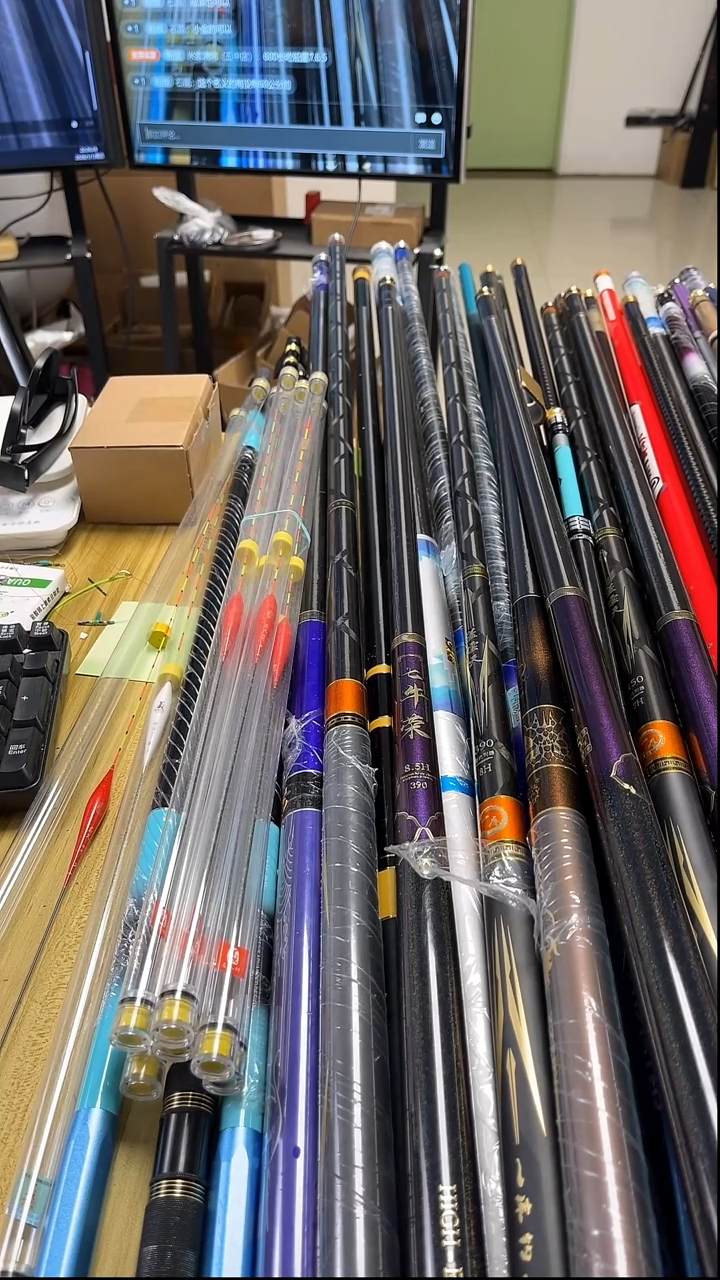 碳素1.8m以下8****师B06一套