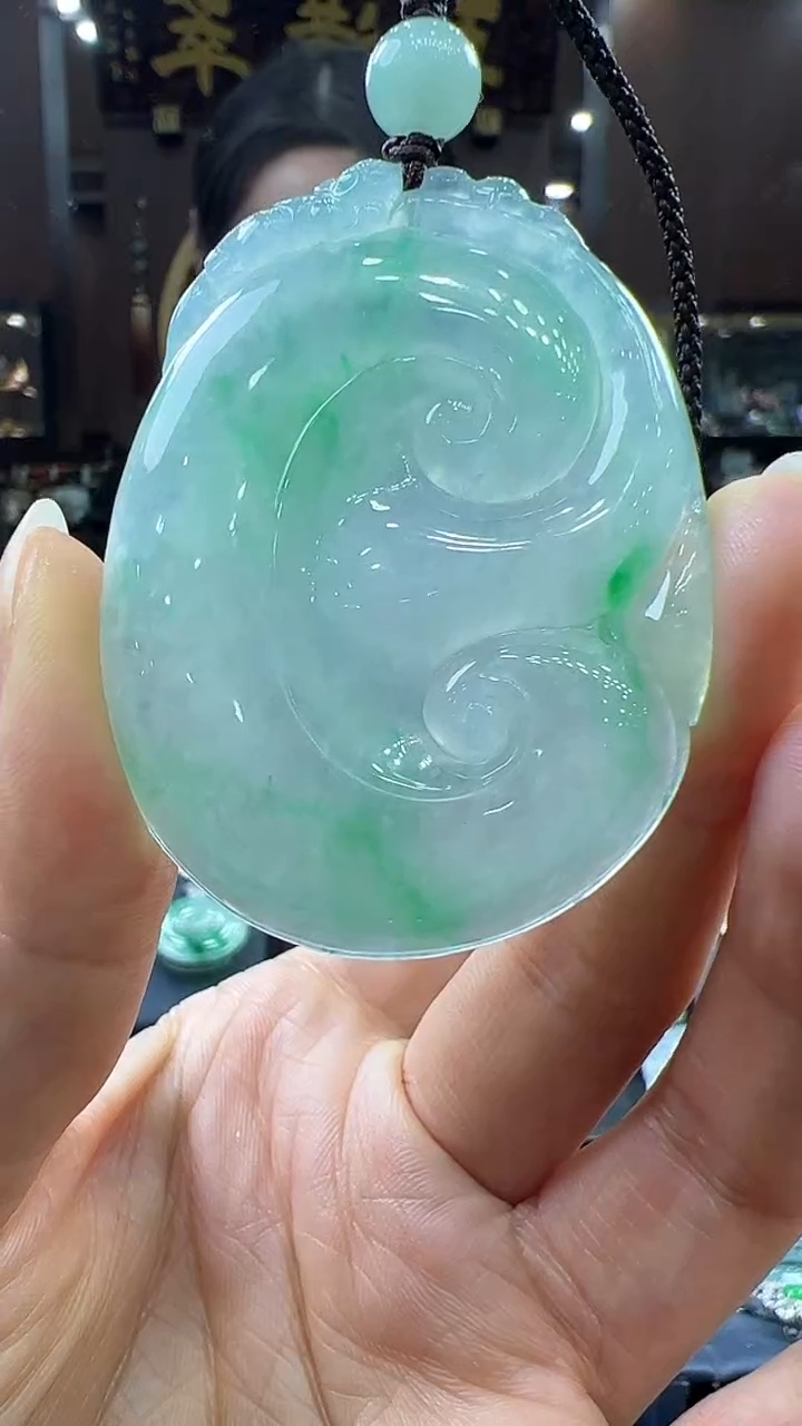 【闪购商品】翡翠挂件未镶嵌如意