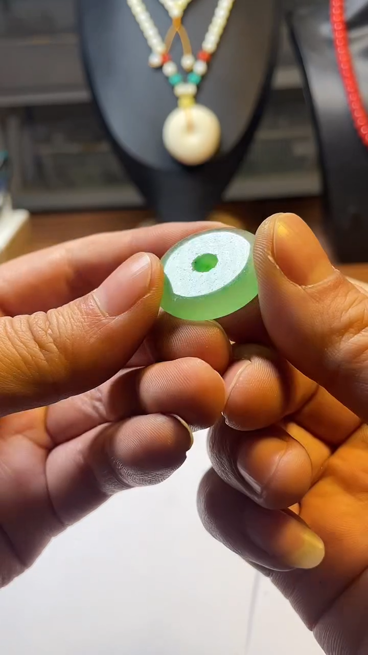 【闪购商品】滴血莲花菩提吊坠工艺品AA16