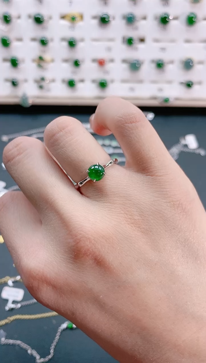 【闪购商品】翡翠戒指银S925镶嵌天然翡翠
