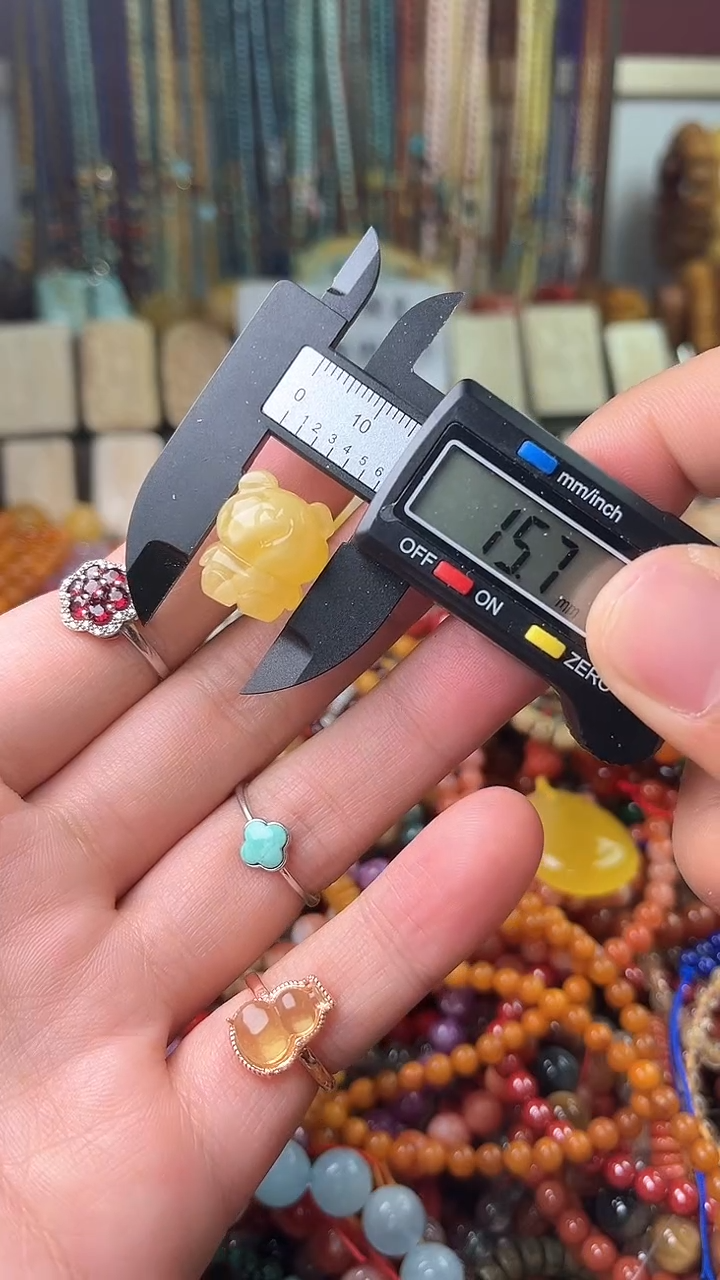 【闪购商品】琥珀裸石未镶嵌（多样性发货 一物一件）5206