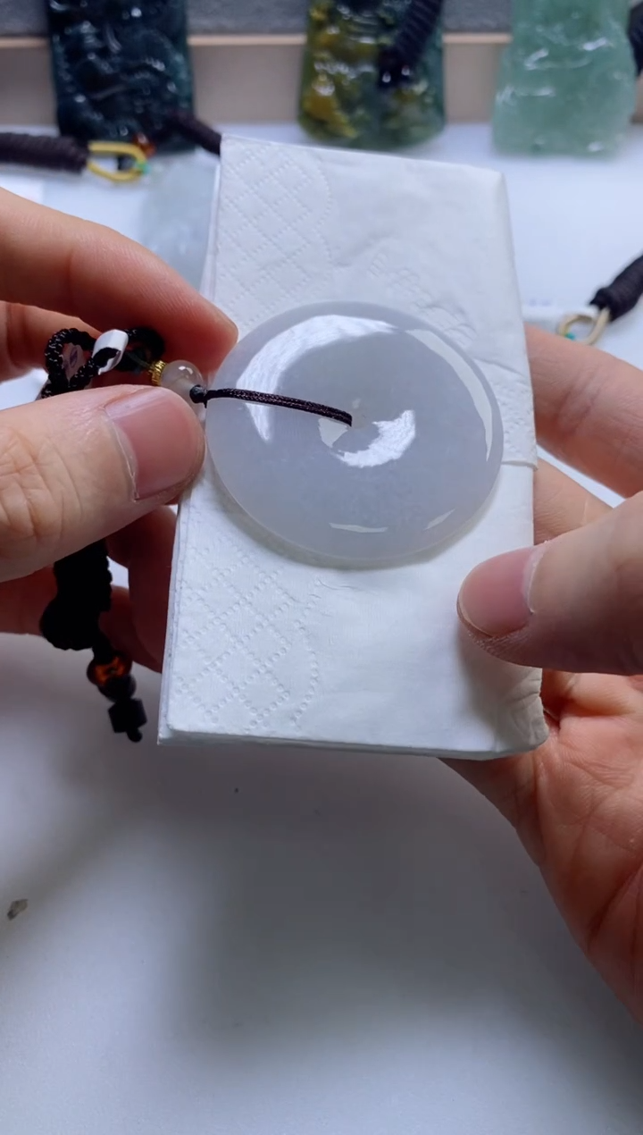 【闪购商品】翡翠挂件未镶嵌              